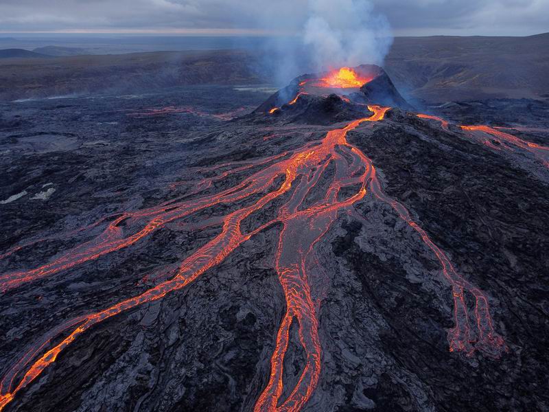 威力最大的火山被冰川覆盖2500万年喷发将影响整个欧洲
