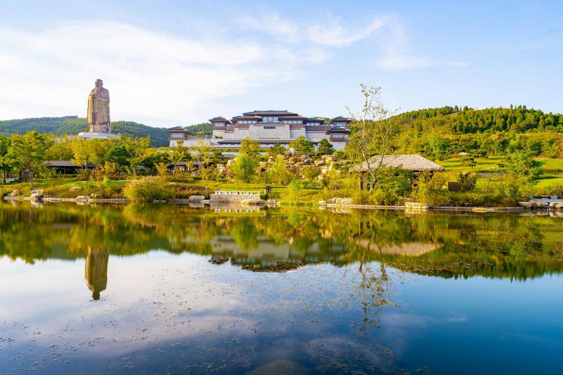 尼山圣境五一超级烟火 助力文旅市场全面复苏