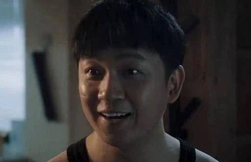 明星身材发福有多丑?周杰伦辣眼睛,小李子拿手枪照片实在难以忘记 明星身材发福有多丑?周杰伦辣眼睛,小李子拿手枪照片实在难以忘记