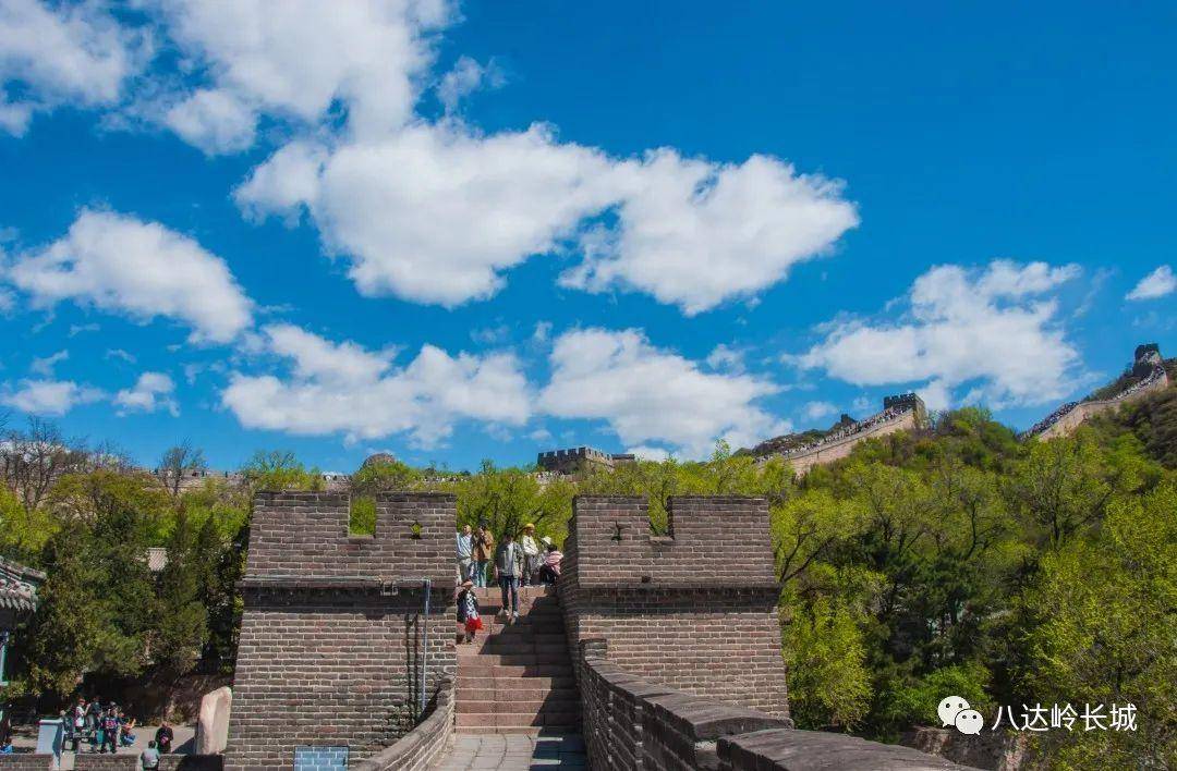 一定要看！八达岭长城假日攻略：现场还有余票