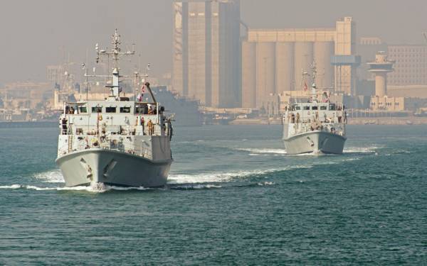 英国援助乌克兰两艘猎雷舰，土耳其：不允许过境土耳其海峡