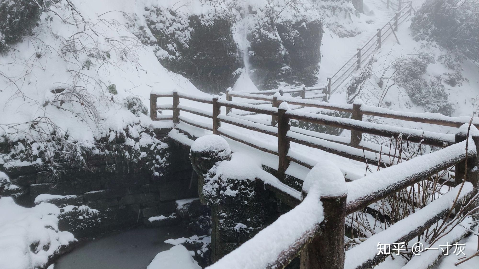 四川峨眉山好玩吗？